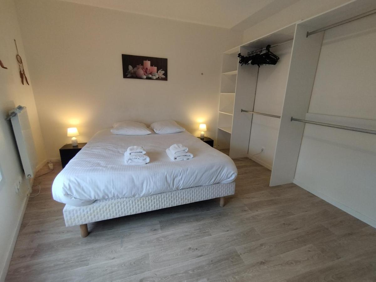 Saint Denis Appartement 2 Chambres Avec Parking Luaran gambar
