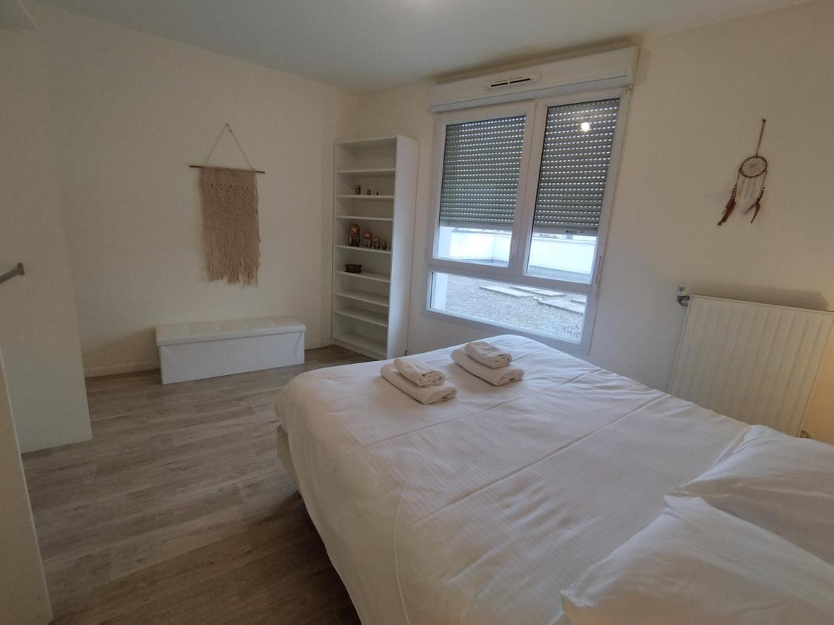 Saint Denis Appartement 2 Chambres Avec Parking Luaran gambar